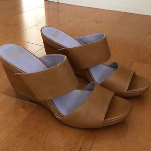 Johnston and Murphy Nisha Slide Sandal